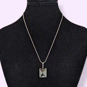 Faceted Green Glass Pendant Necklace